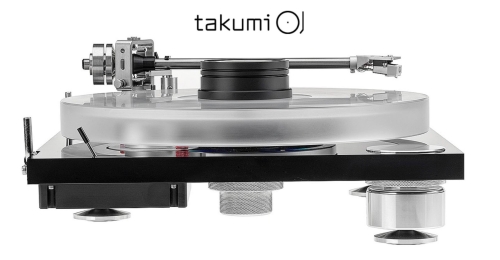 takumi_seitlich_mitlogo